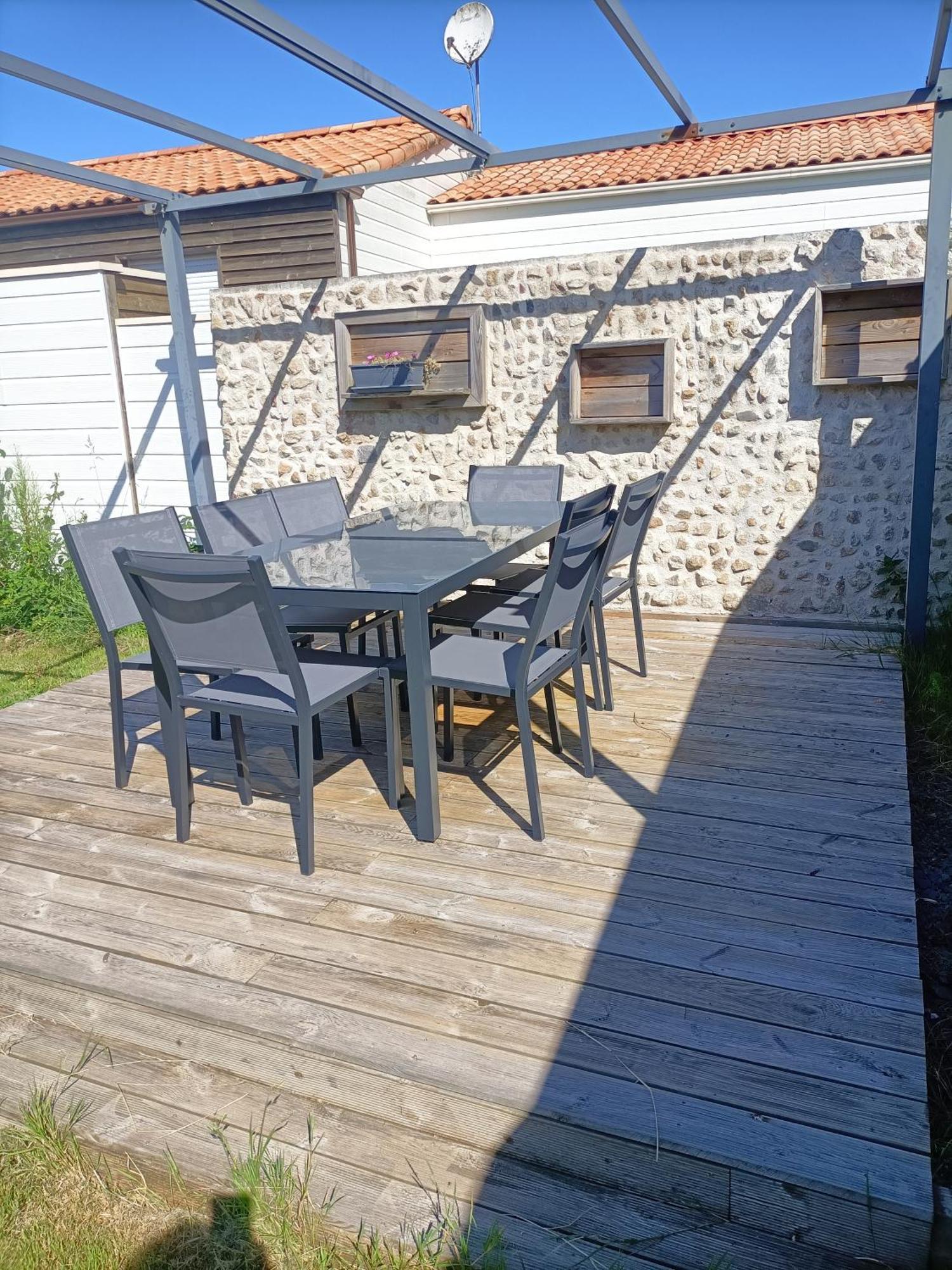 L'Oree Du Bois Saint-Étienne-du-Bois Buitenkant foto